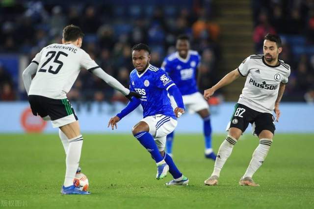 新华社：李梦当选亚洲年度最佳女子篮球运动员